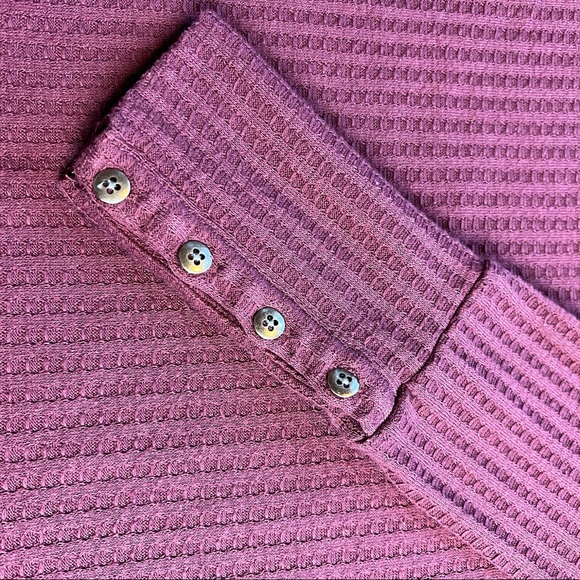 CHASER - Long sleeve Plum Waffle weave Button Cuff Shirt Small Burgundy Thermal - Picture 10 of 13